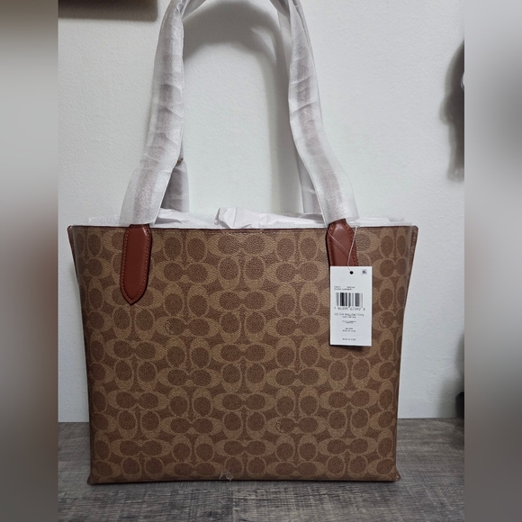 NWT Coach Willow Tote - Picture 2 of 7